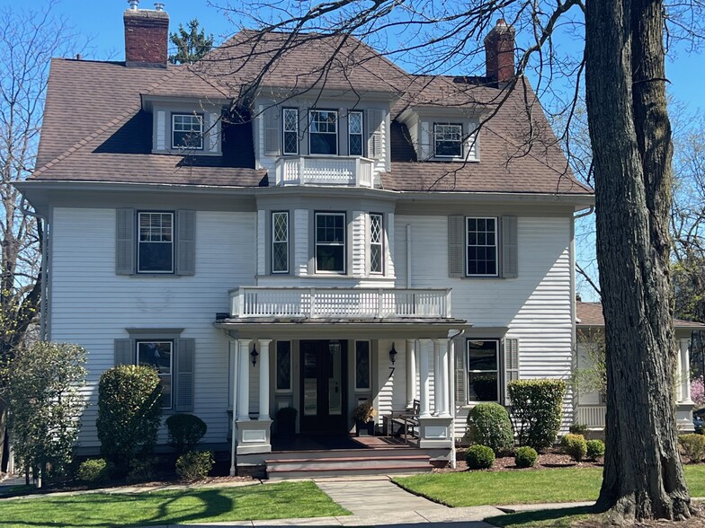 7 N Mountain Ave, Montclair, NJ for sale - Building Photo - Image 1 of 1