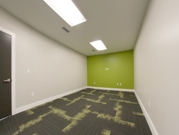 237 SW 7th Ter, Gainesville, FL for lease - Interior Photo - Image 3 of 12