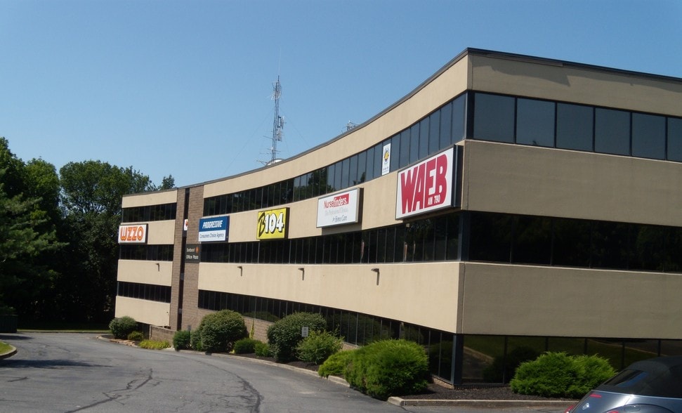 1541 Alta Dr, Whitehall, PA 18052 SunBurst Office Plaza