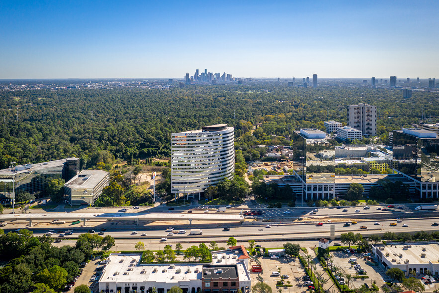 1177 West Loop South, Houston, TX for lease - Building Photo - Image 2 of 7