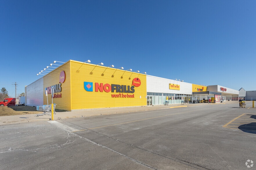 525 Welland Ave, St Catharines, ON for lease - Building Photo - Image 3 of 7