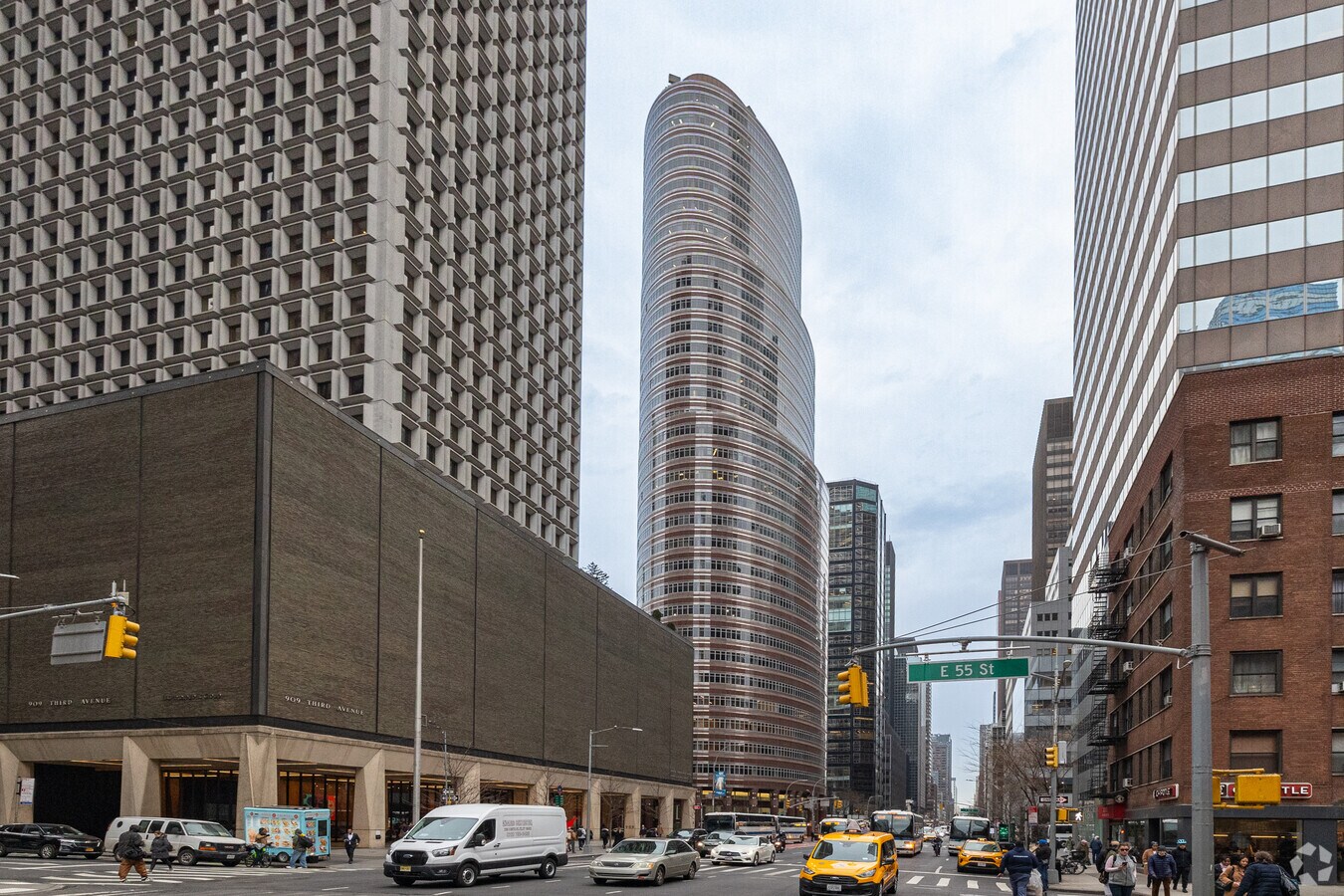 885 Third Ave, New York, NY 10022 Lipstick Building LoopNet