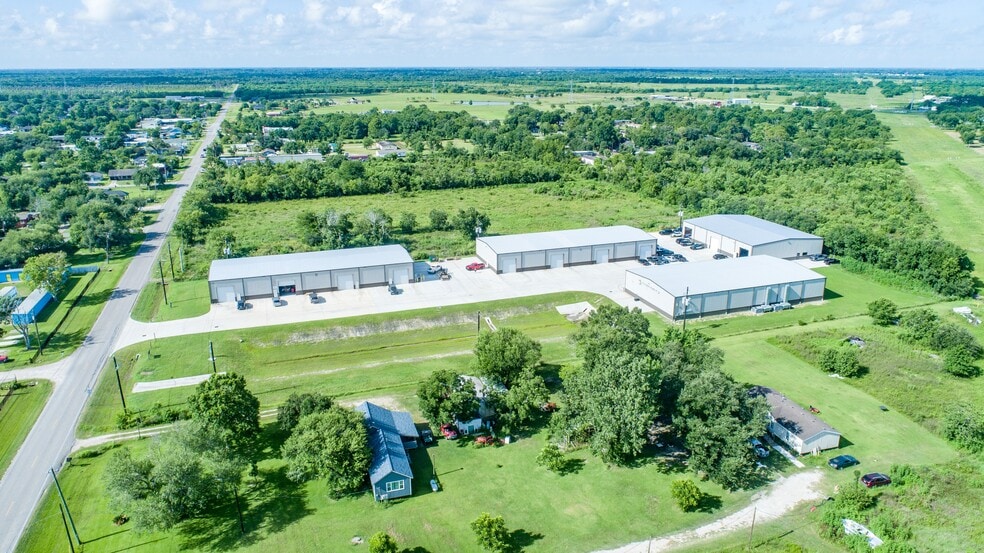 18500 Pearland Sites Rd, Pearland, TX for sale - Building Photo - Image 2 of 6