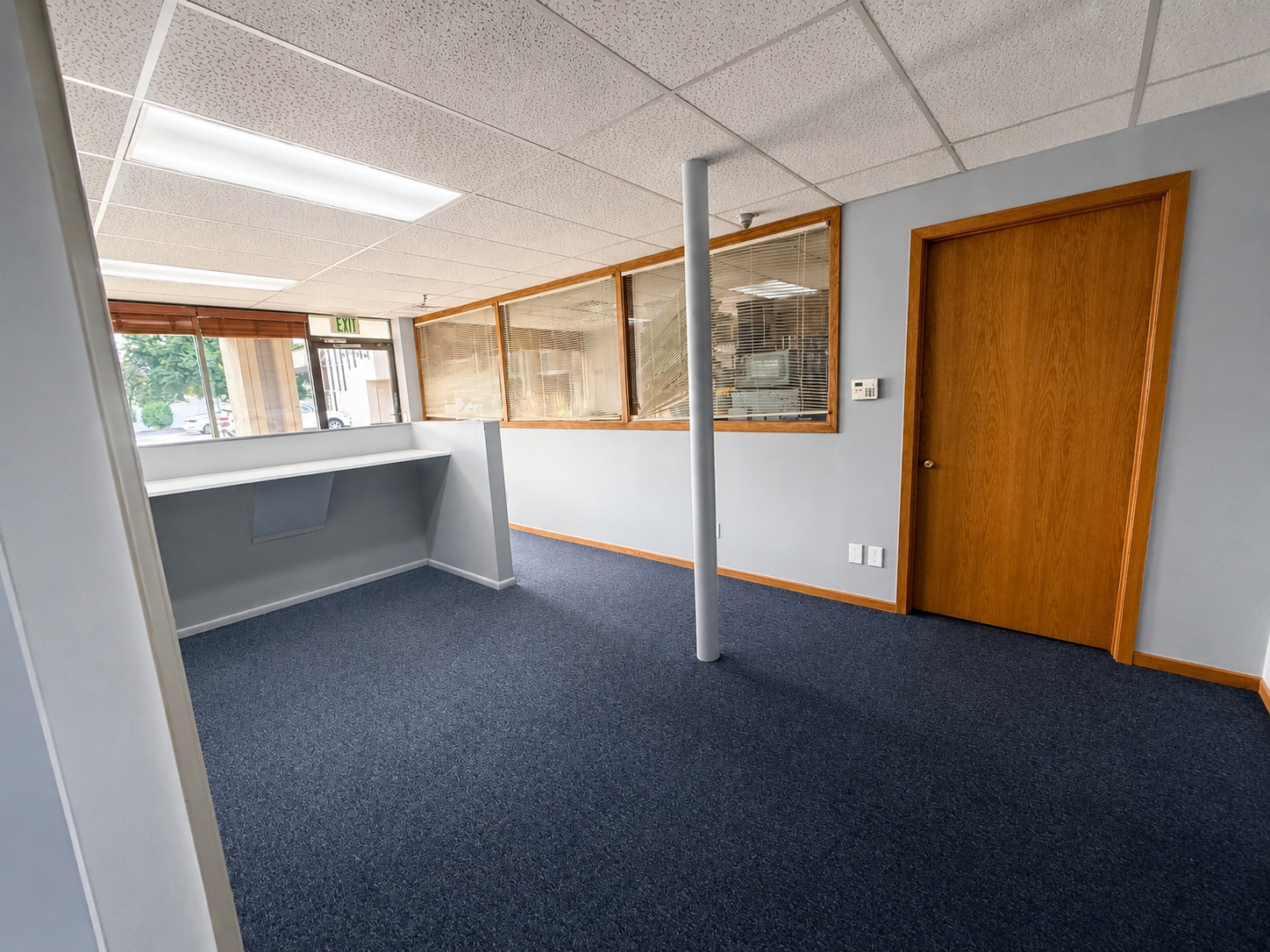 140 W 2100 S, Salt Lake City, UT for sale Interior Photo- Image 1 of 6