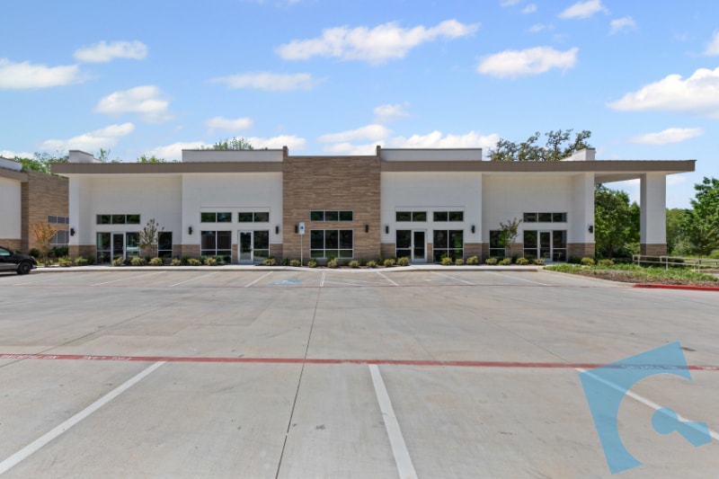 1802 W Pleasant Ridge Rd, Arlington, TX for sale Building Photo- Image 1 of 23