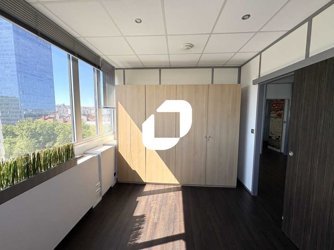 Office in Lyon for lease Interior Photo- Image 1 of 13