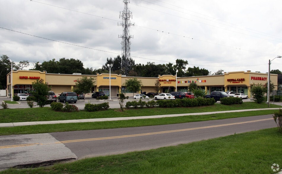2001 E Fletcher Ave, Tampa, FL for lease - Primary Photo - Image 1 of 3