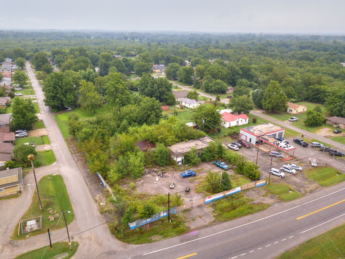 405 E Main St, Sperry, OK 74073