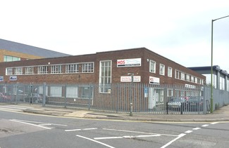 More details for 9-10 Warwick Rd, Borehamwood - Industrial for Lease