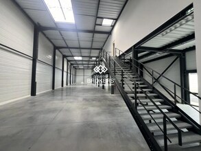 Flex in Saint-Quentin-Fallavier for lease Interior Photo- Image 2 of 5