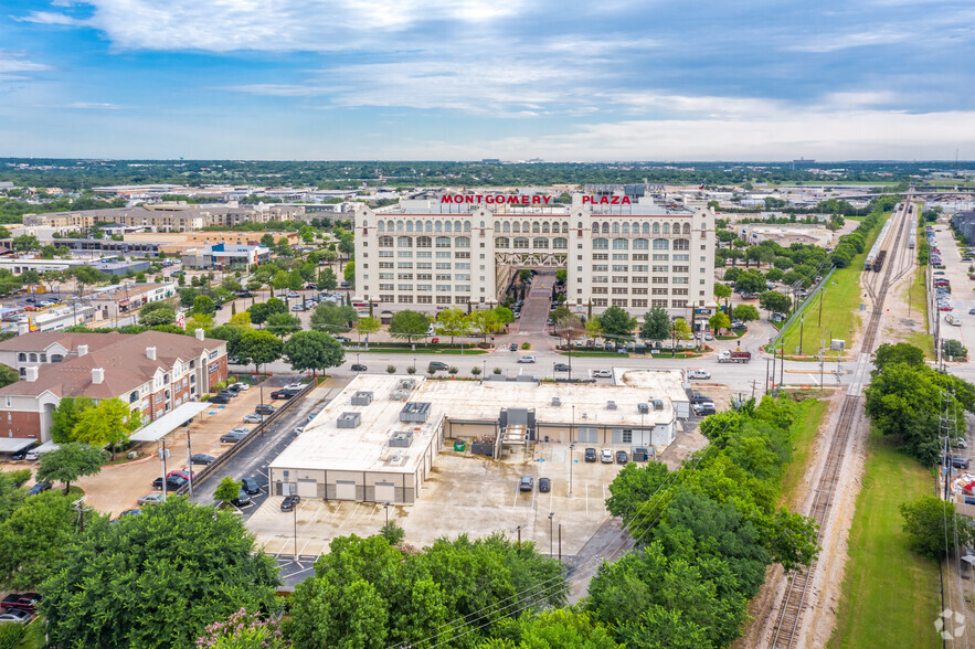 2501 W 7th St, Fort Worth, TX for lease - Aerial - Image 2 of 2