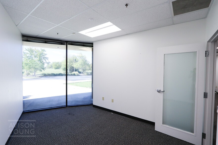 3860 Forest Hill Irene Rd, Memphis, TN for lease - Building Photo - Image 3 of 14