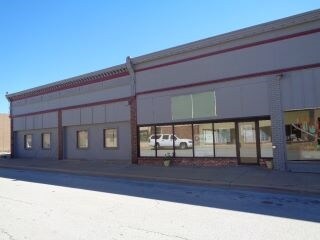 504 E Washington St, Arma, KS for sale - Primary Photo - Image 1 of 1