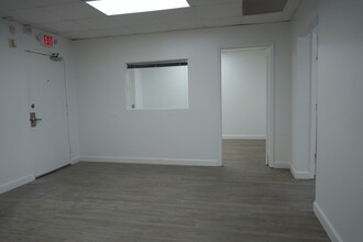 1250 E Hallandale Beach Blvd, Hallandale Beach, FL for lease Interior Photo- Image 2 of 5