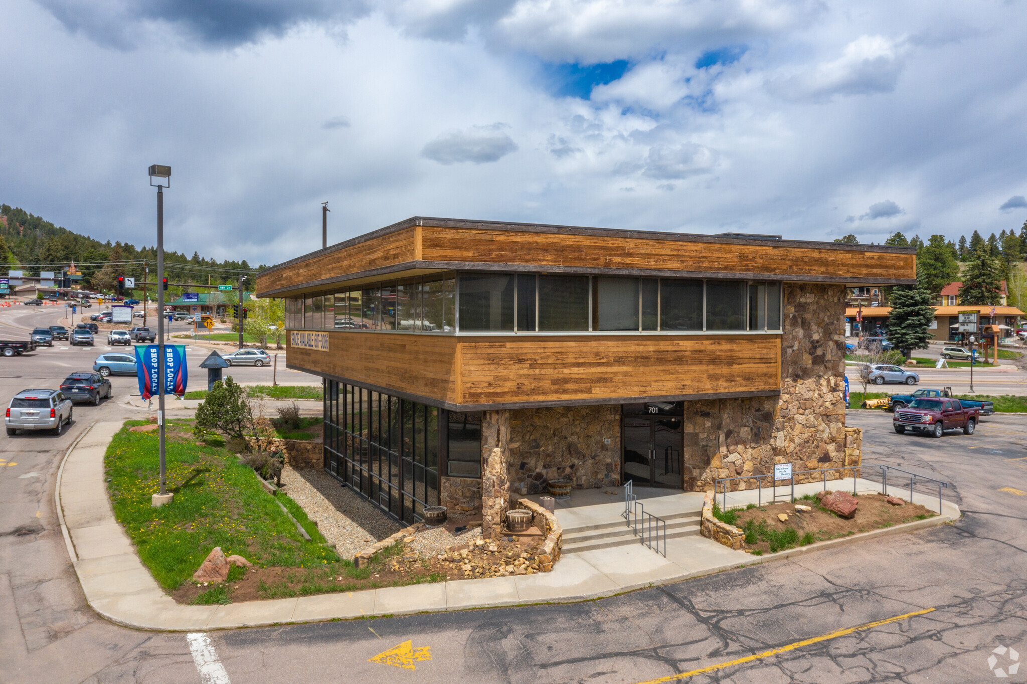 701 Gold Hill Pl, Woodland Park, CO for sale Primary Photo- Image 1 of 1