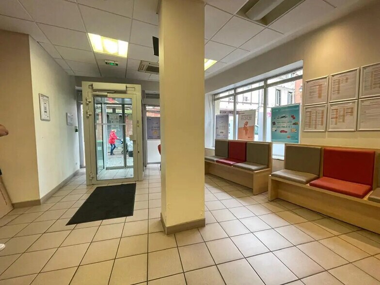 Retail in Toulouse for sale - Building Photo - Image 3 of 10