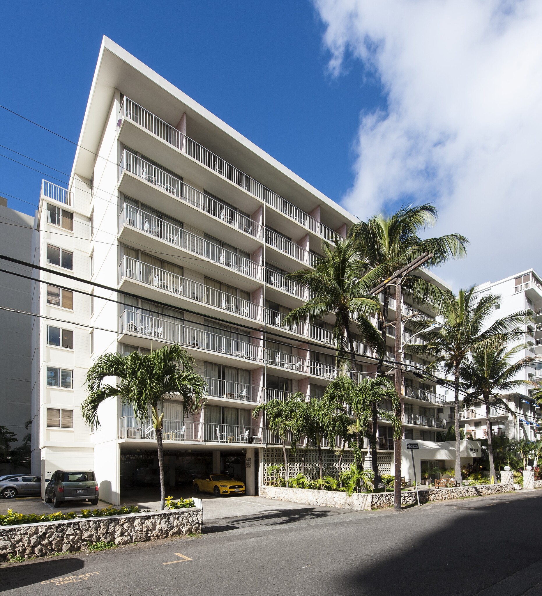 2555 Cartwright Rd, Honolulu, HI for sale Primary Photo- Image 1 of 18