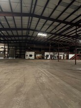 3335 35th Ave N, Birmingham, AL for lease Interior Photo- Image 2 of 7