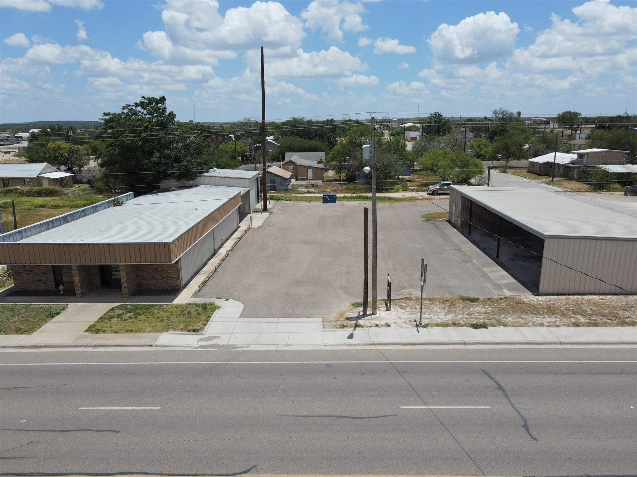 206 S Norton Ave, Freer, TX for sale Primary Photo- Image 1 of 22