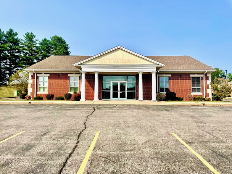 1800 Cape Lacroix Rd, Cape Girardeau, MO for lease - Building Photo - Image 1 of 16