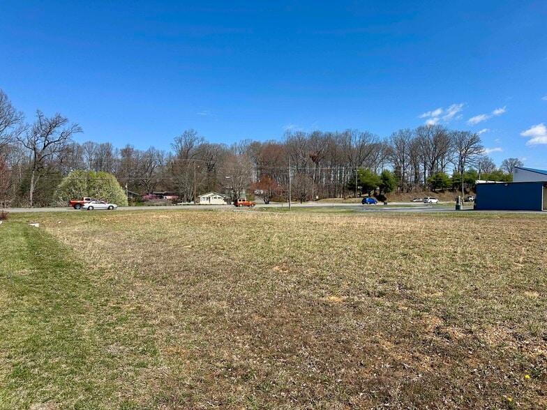 1262 E Jackson Blvd, Jonesborough, TN for sale - Building Photo - Image 3 of 8