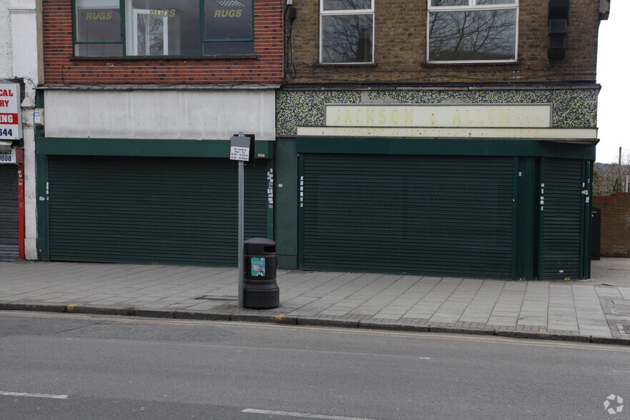 244246 Chingford Mount Rd, London, E4 8JL Retail for Sale