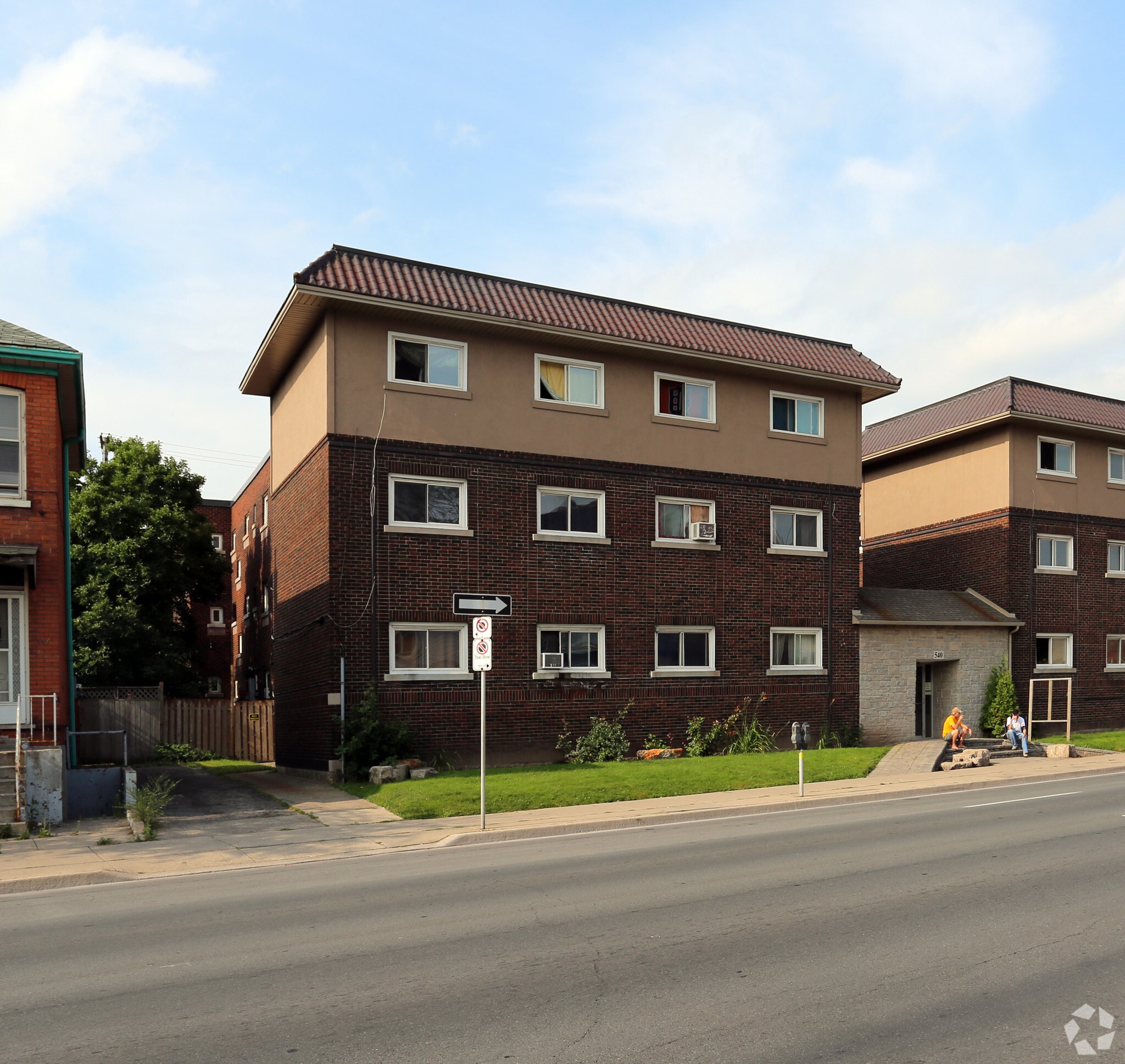 540 King St E, Hamilton, ON for sale Primary Photo- Image 1 of 1