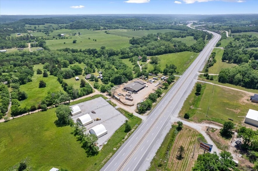 303 Obrien Rd, Jane, MO for sale - Building Photo - Image 2 of 11