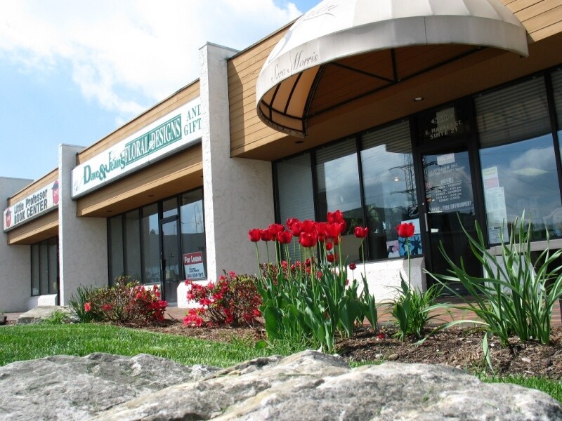 5000 E Market St, Warren, OH 44484