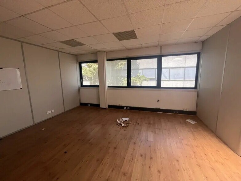 Office in Labège for lease - Interior Photo - Image 3 of 8