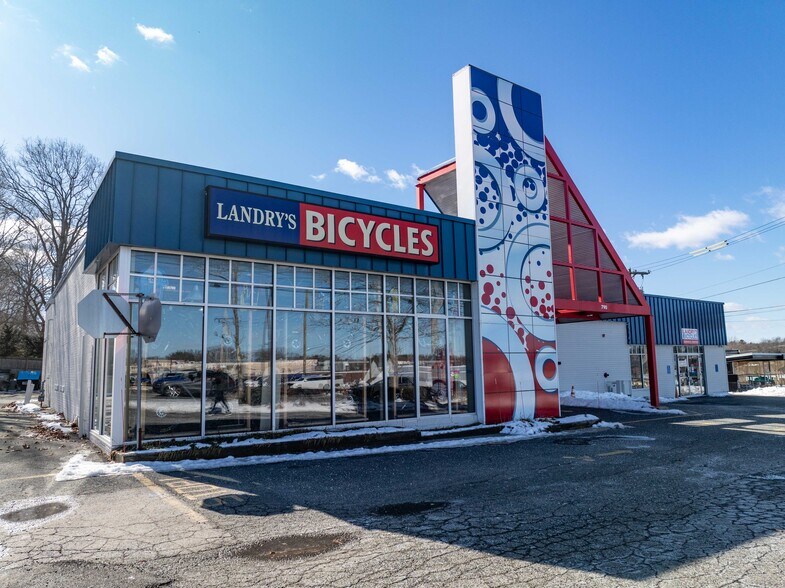 790-800 Worcester St, Natick, MA for lease - Building Photo - Image 1 of 4