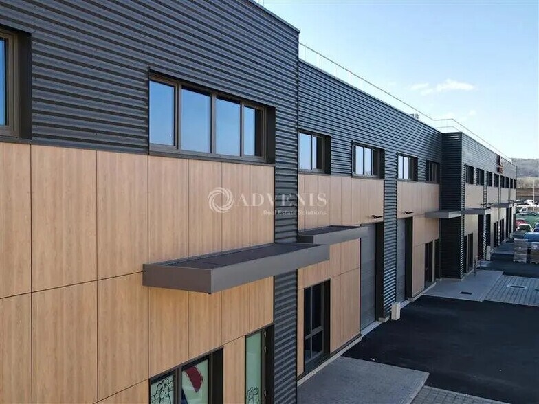 Flex in Molsheim for lease - Building Photo - Image 1 of 9