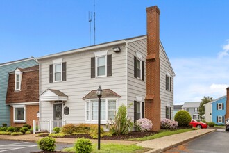 1231-1249 Mall Dr, Richmond, VA for lease Interior Photo- Image 1 of 8