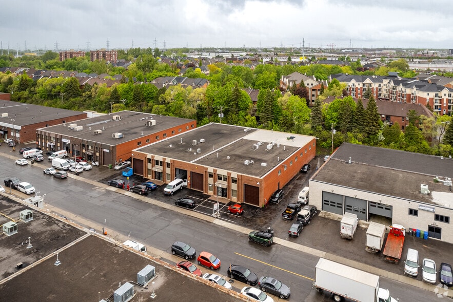 8775-8797 Rue Champ-d'Eau, Montréal, QC for sale - Aerial - Image 3 of 3