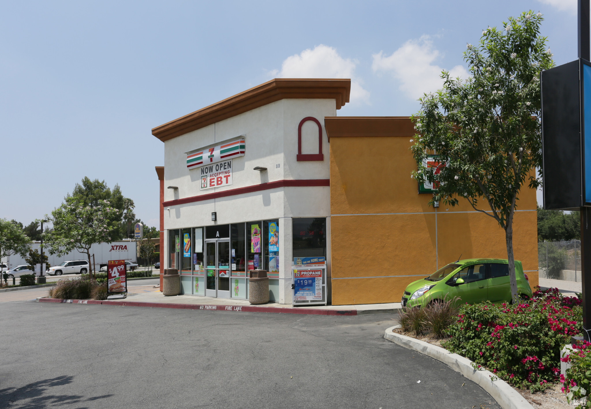 1935 S Waterman Ave, San Bernardino, CA for lease Primary Photo- Image 1 of 9