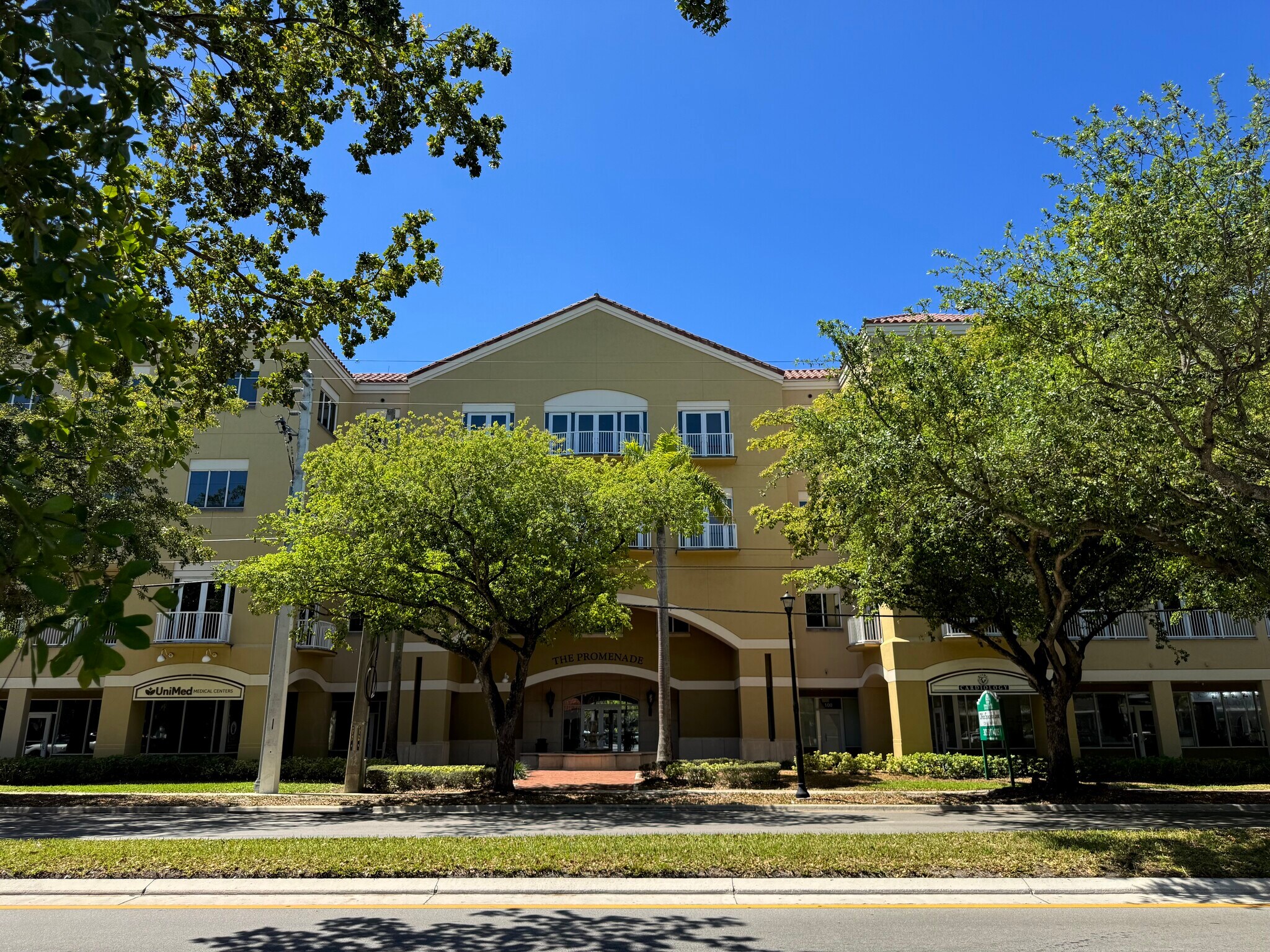 15100 NW 67th Ave, Miami Lakes, FL for lease Building Photo- Image 1 of 8