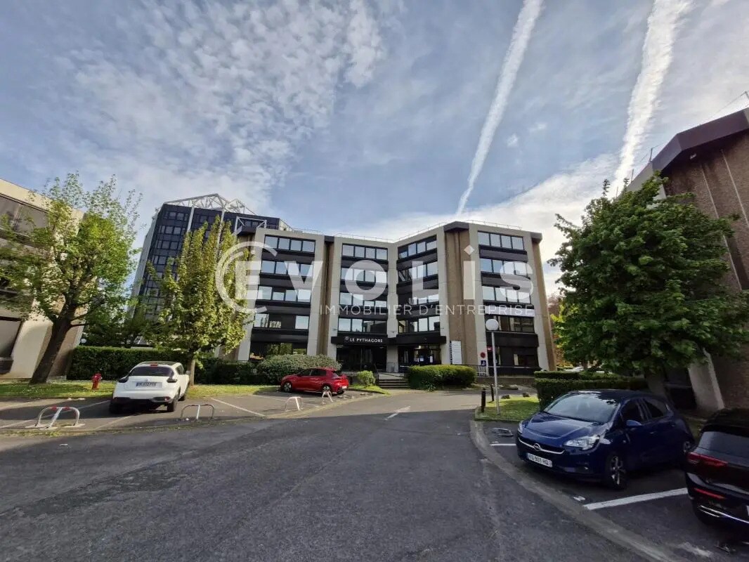 11 Rue Olof Palme, Créteil for lease Building Photo- Image 1 of 25