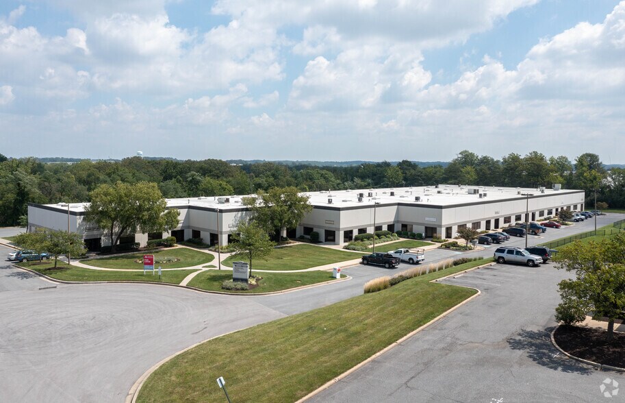 8350 Bristol Ct, Jessup, MD for lease - Building Photo - Image 1 of 6