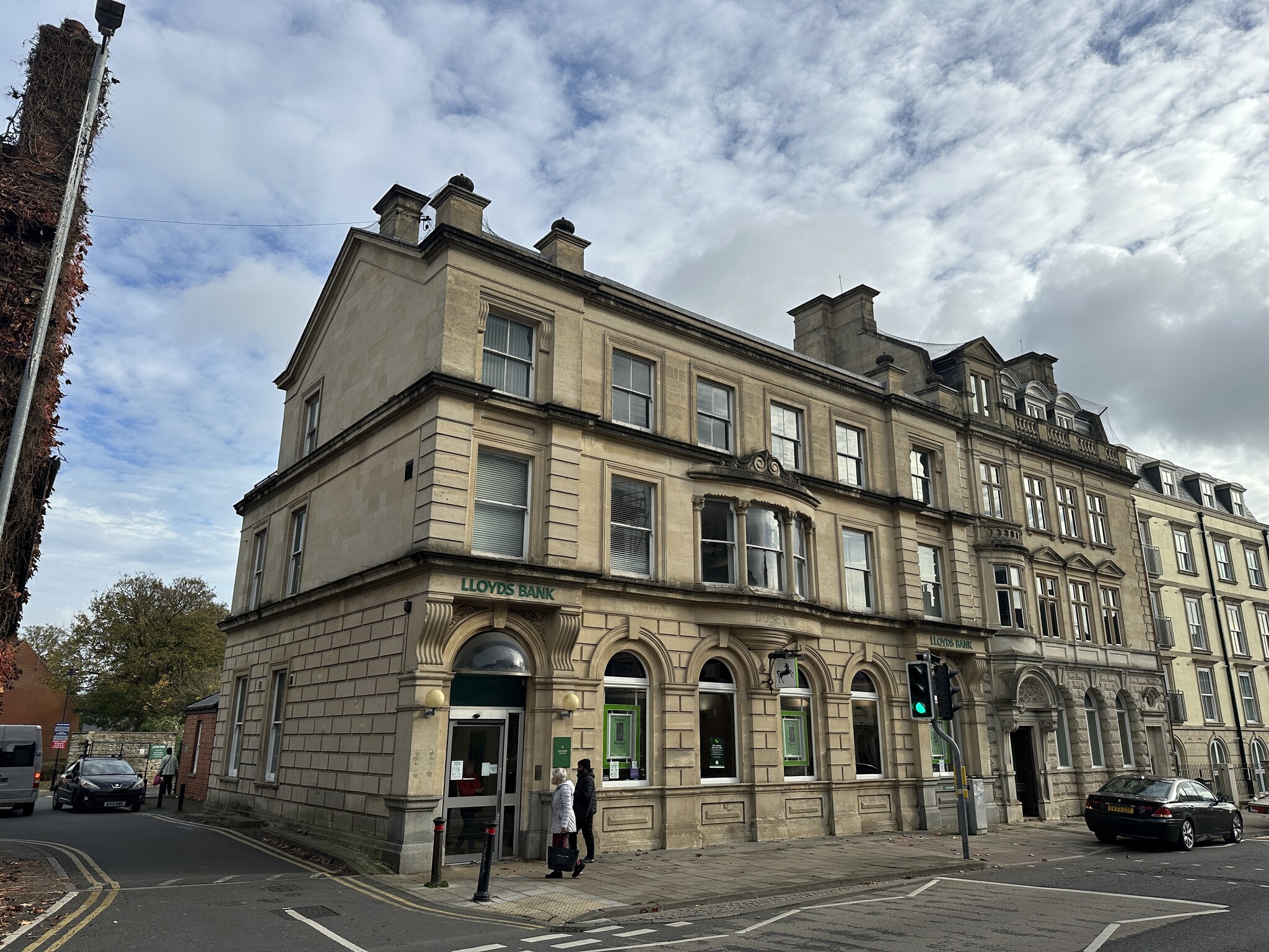 3-7 High St, Swindon for lease Building Photo- Image 1 of 2
