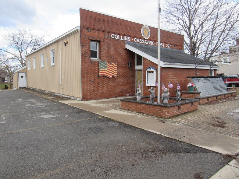 27 Water St, Lyons, NY for sale - Primary Photo - Image 1 of 1