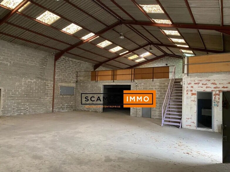 Industrial in La Garde for lease - Interior Photo - Image 3 of 10