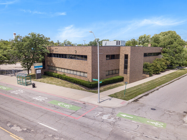 10201 E Jefferson Ave, Detroit, MI for sale - Primary Photo - Image 1 of 1