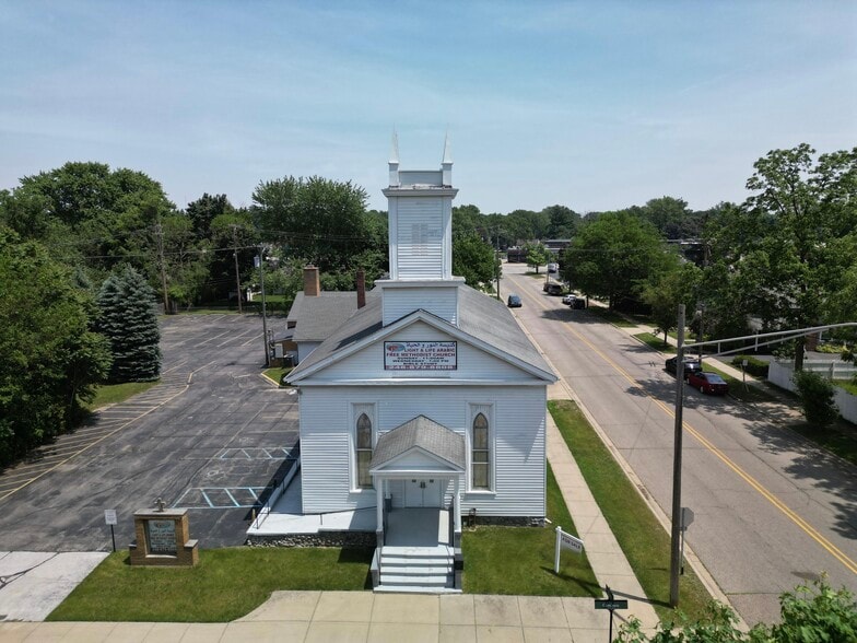 45504 Cass Ave, Utica, MI for sale - Building Photo - Image 1 of 61
