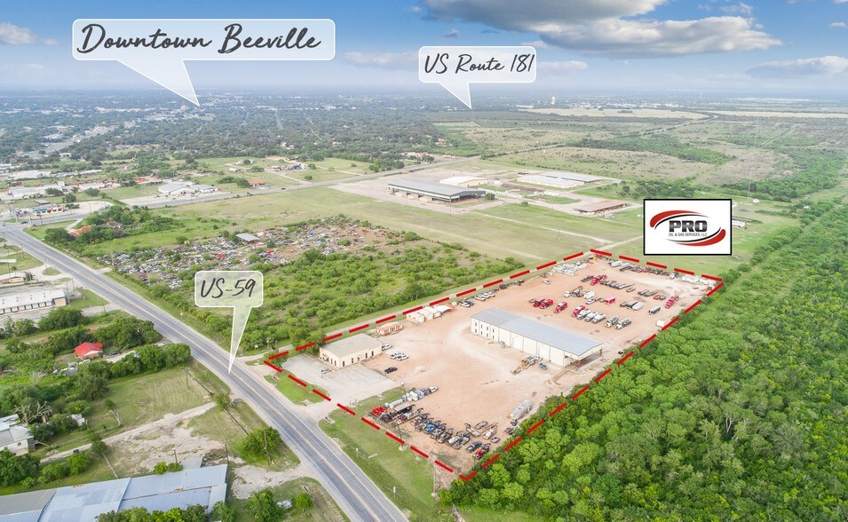2701 W Corpus Christi St, Beeville, TX for sale - Building Photo - Image 1 of 1