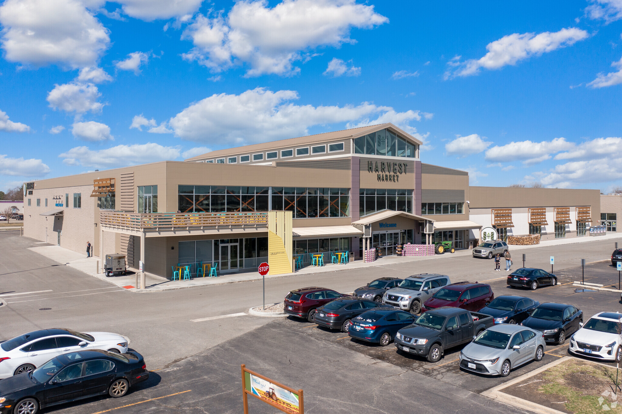 3001 S Veterans Pkwy, Springfield, IL for lease Building Photo- Image 1 of 4