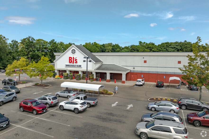 1046 N Colony Rd, Wallingford, CT for sale - Primary Photo - Image 1 of 1