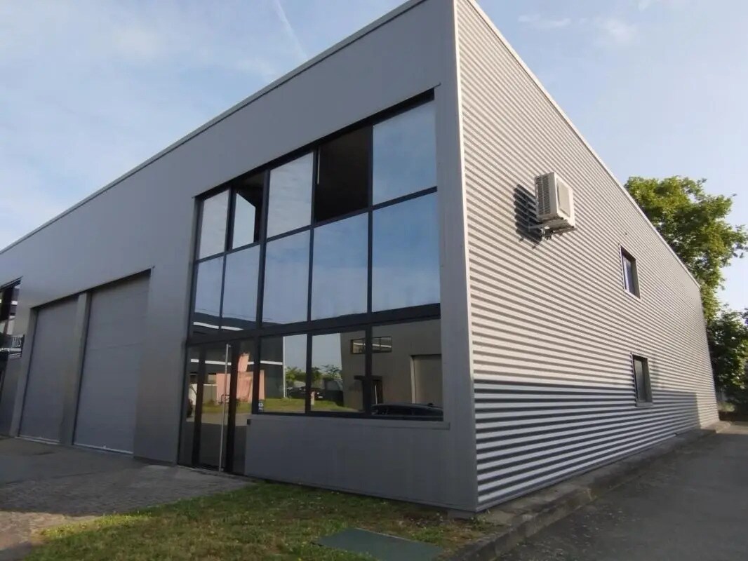 Office in Toulouse for lease Building Photo- Image 1 of 12