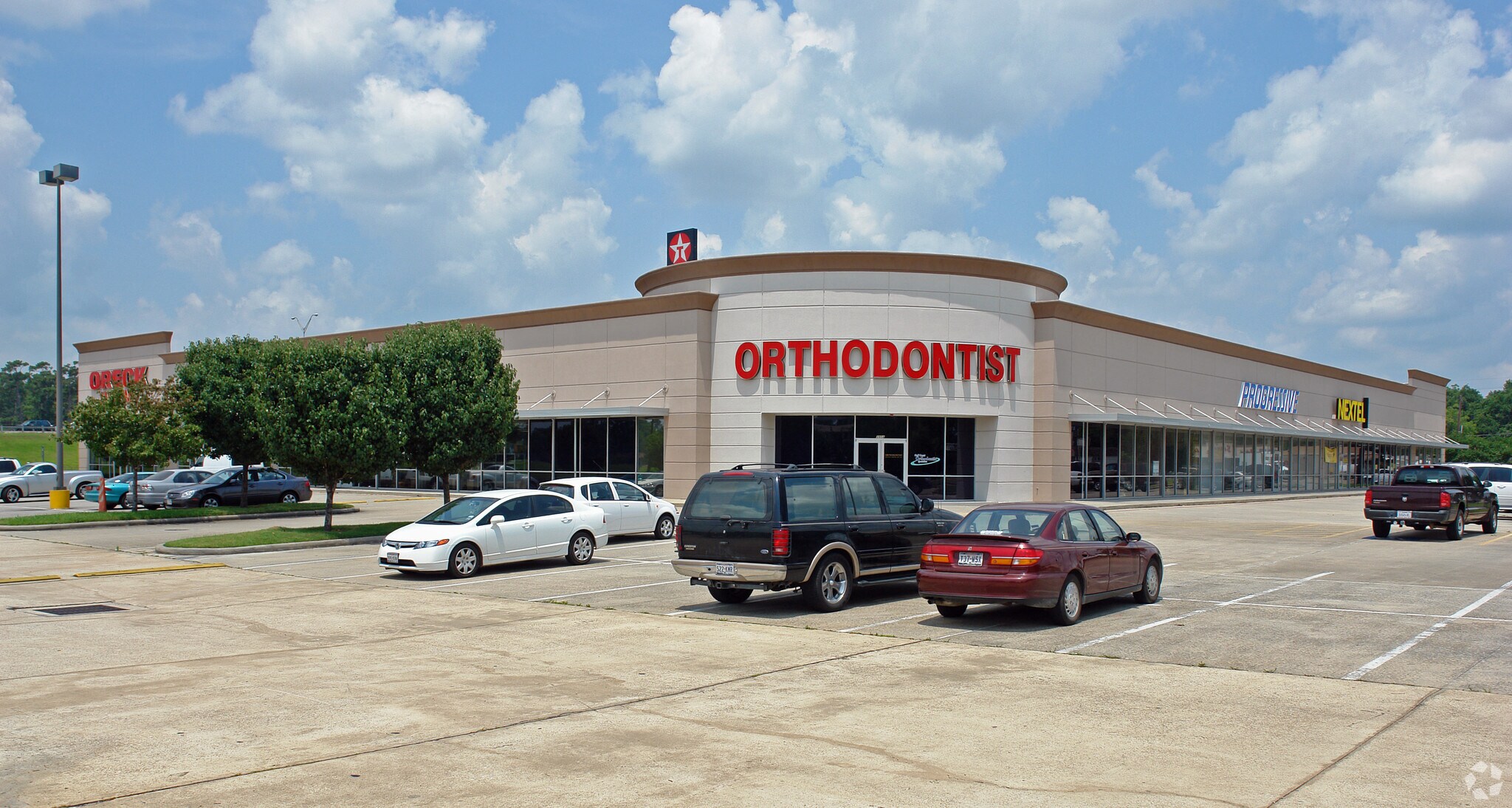 3936-3974 Eastex Fwy, Beaumont, TX for sale Primary Photo- Image 1 of 1