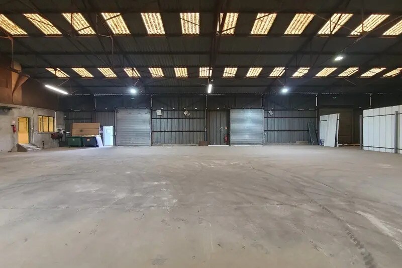 Flex in Béziers for lease - Interior Photo - Image 2 of 3