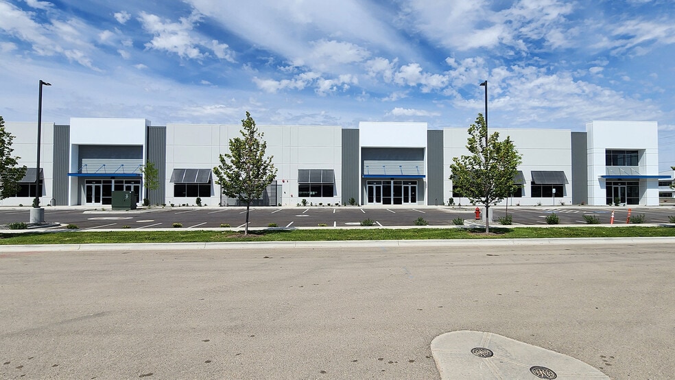 100 Benchmark Way, Meridian, ID for lease - Building Photo - Image 2 of 3